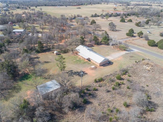 7922 N County Line Avenue, Blanchard, OK 73010