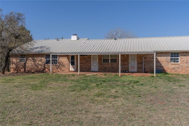 7922 N County Line Avenue, Blanchard, OK 73010