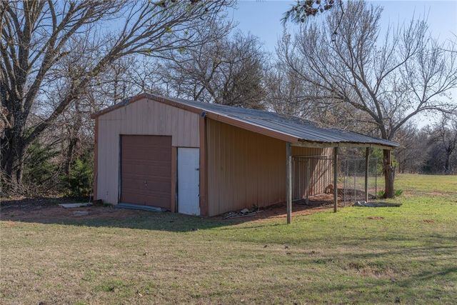 7922 N County Line Avenue, Blanchard, OK 73010