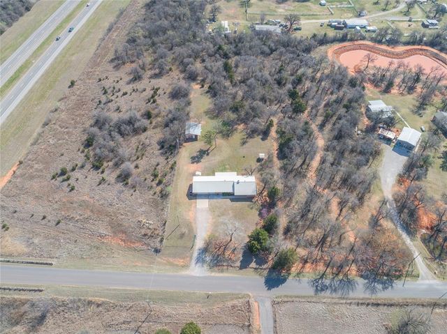 7922 N County Line Avenue, Blanchard, OK 73010