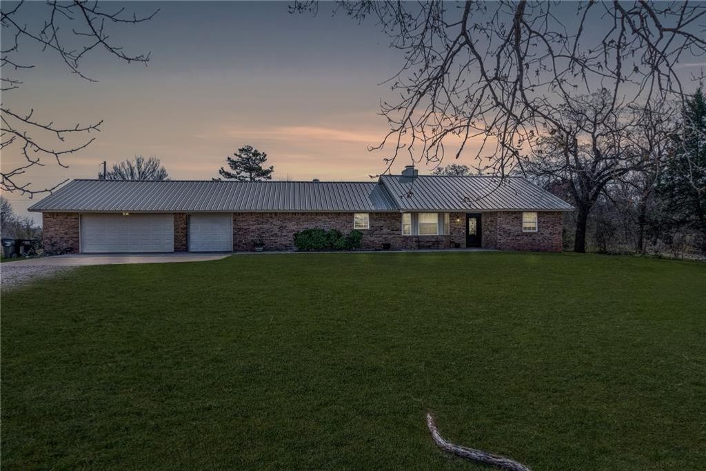 7922 N County Line Avenue, Blanchard, OK 73010