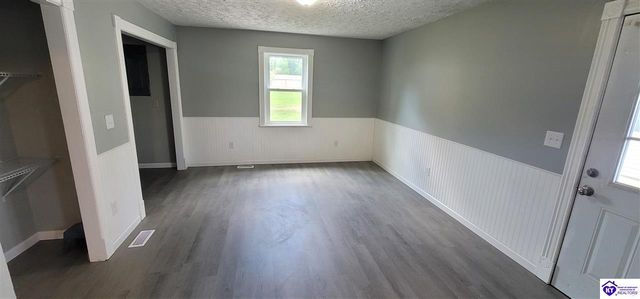 366 Greensburg Street, Hodgenville, KY 42748