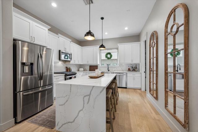 2407 Bevis Street, Houston, TX 77008