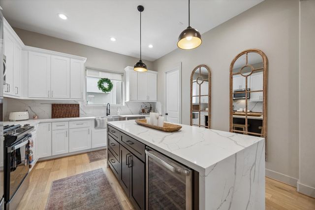 2407 Bevis Street, Houston, TX 77008