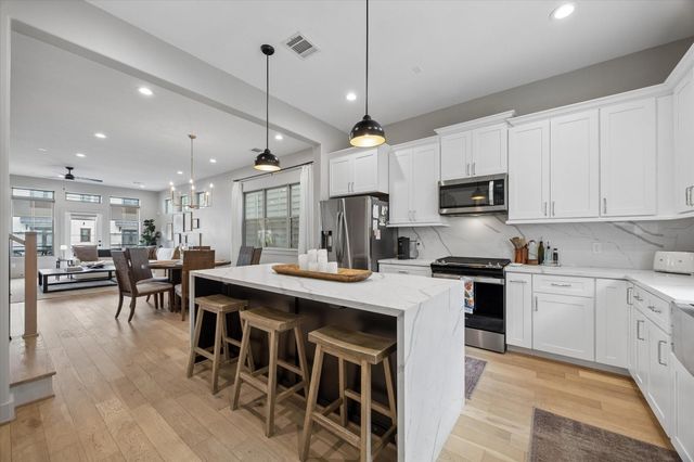 2407 Bevis Street, Houston, TX 77008