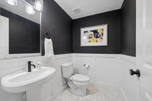 2407 Bevis Street, Houston, TX 77008