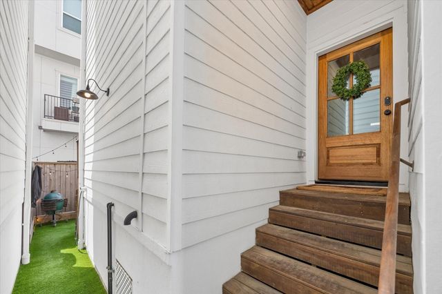 2407 Bevis Street, Houston, TX 77008