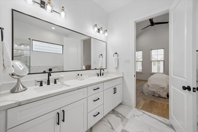 2407 Bevis Street, Houston, TX 77008