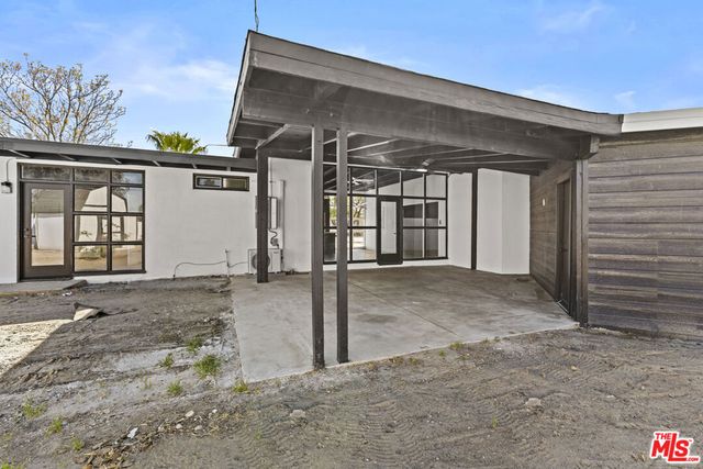 585 E Mead Street, San Jacinto, CA 92583