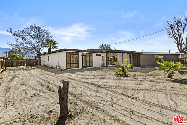 585 E Mead Street, San Jacinto, CA 92583