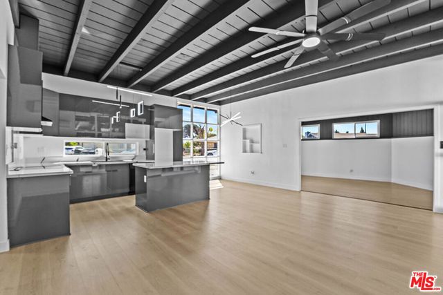 585 E Mead Street, San Jacinto, CA 92583