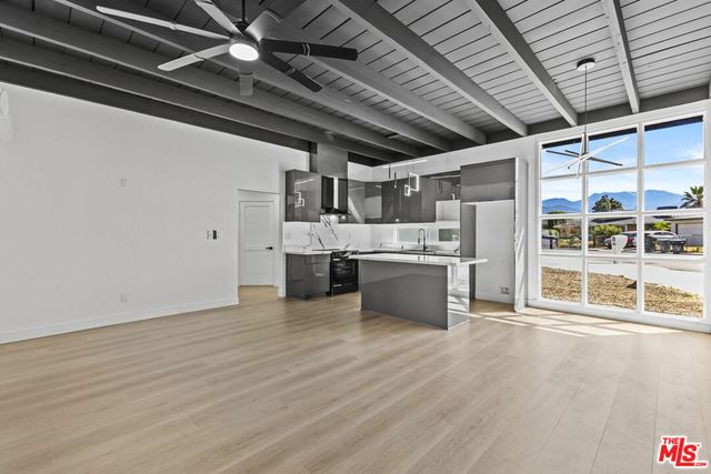 585 E Mead Street, San Jacinto, CA 92583