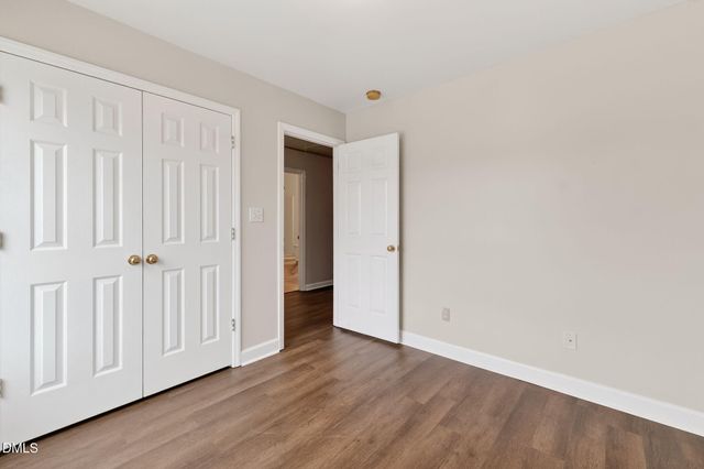 1237 Swingline Way, Raleigh, NC 27610