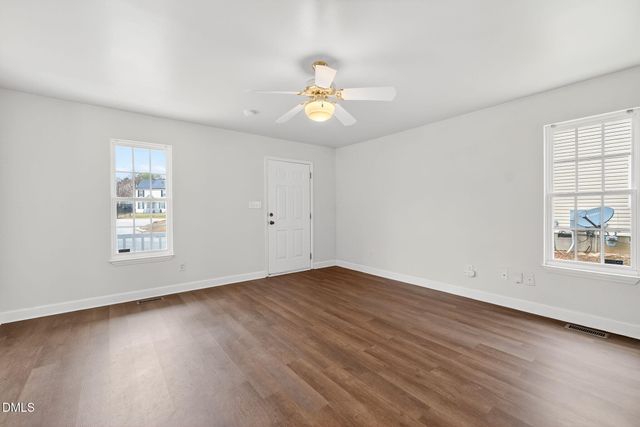 1237 Swingline Way, Raleigh, NC 27610