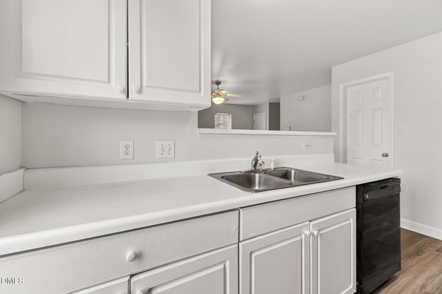 1237 Swingline Way, Raleigh, NC 27610