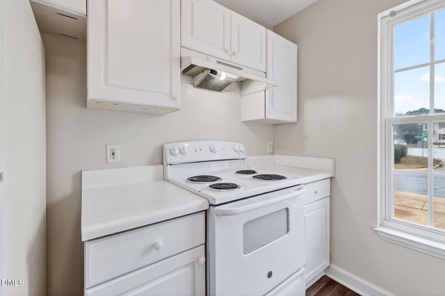 1237 Swingline Way, Raleigh, NC 27610