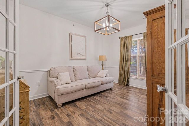 11945 Ridgeway Park Drive, Charlotte, NC 28277