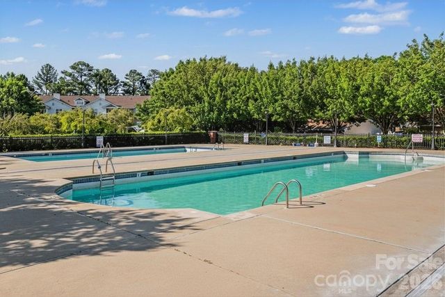 11945 Ridgeway Park Drive, Charlotte, NC 28277