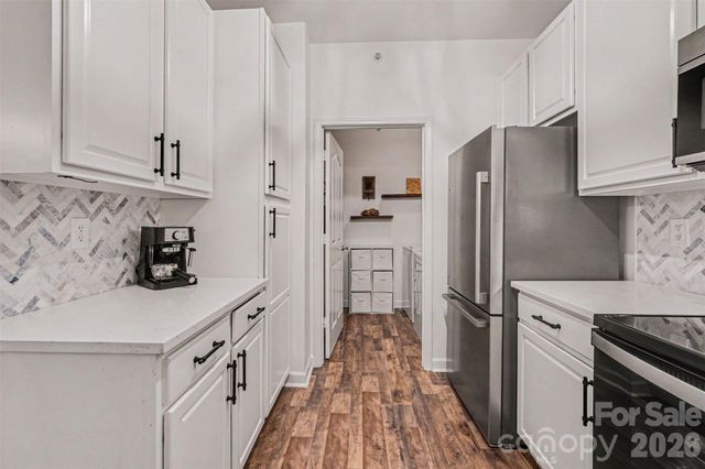 11945 Ridgeway Park Drive, Charlotte, NC 28277