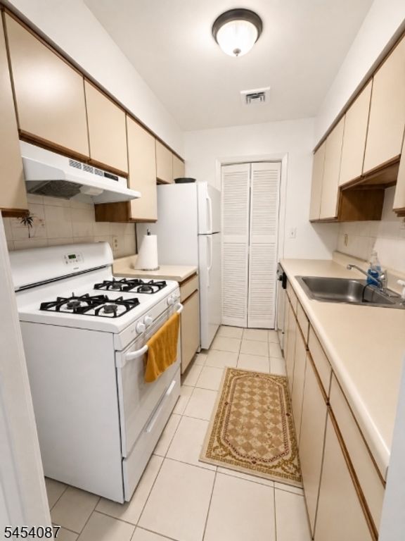 603 55Th St 205, West New York Town, NJ 07093 — photo 4