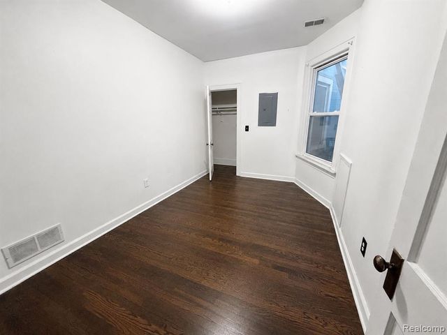7629 W Vernor Apt 1, Detroit, MI 48209