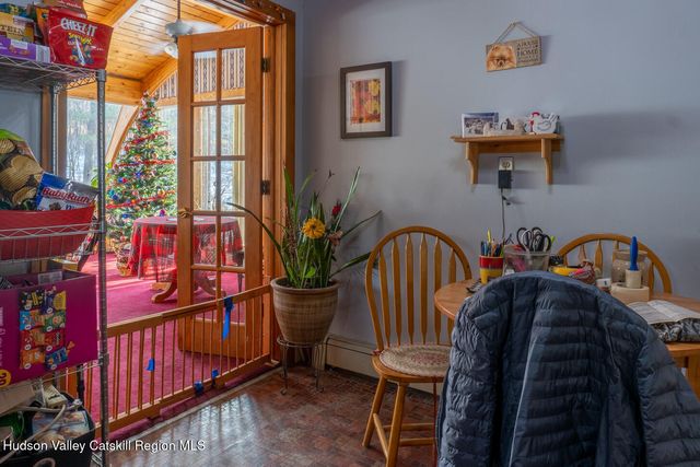 11 Dunbar Road, Hudson, NY 12534