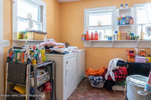 11 Dunbar Road, Hudson, NY 12534