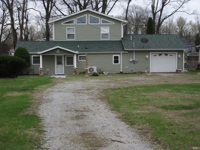 3102 E McKinley Drive, Monon, IN 47959