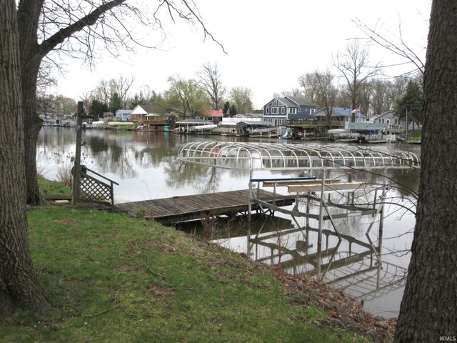 3102 E McKinley Drive, Monon, IN 47959