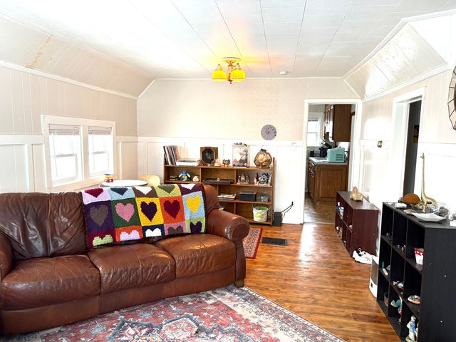 607 Thayer Street, Flint, MI 48503