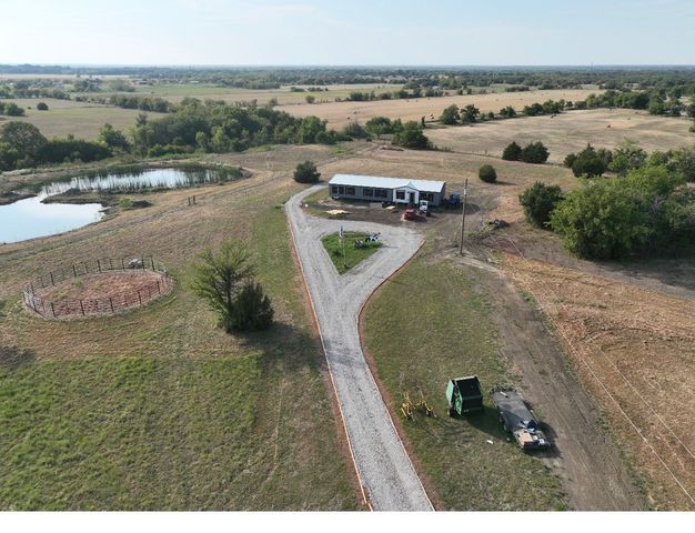 1780 County Road 4109, Campbell, TX 75422
