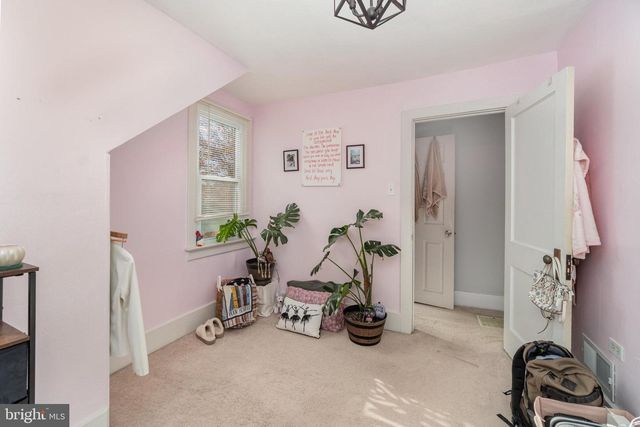 390 E FRONT ST, Lewisberry, PA 17339