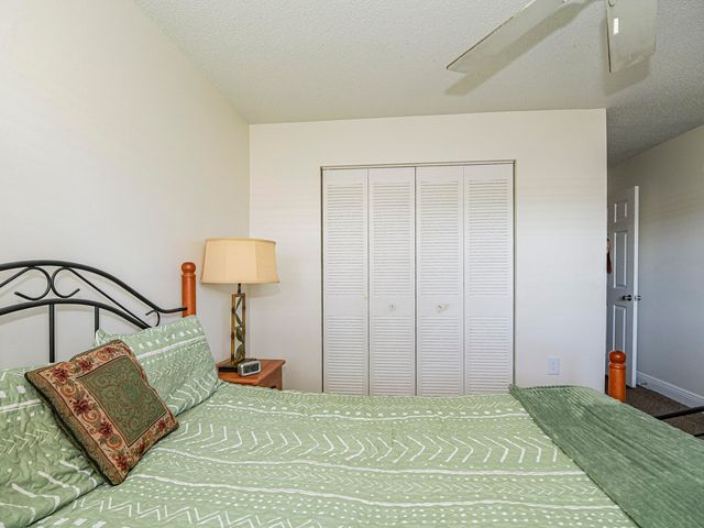 2800 Indian River Boulevard 4r, Vero Beach, FL 32960