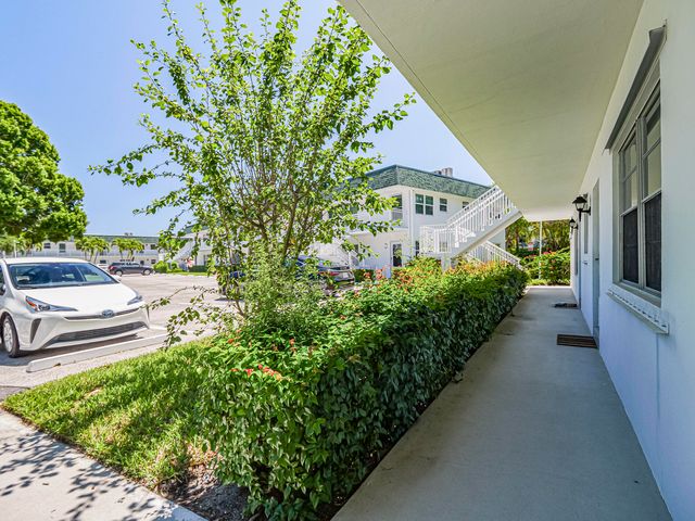 2800 Indian River Boulevard 4r, Vero Beach, FL 32960