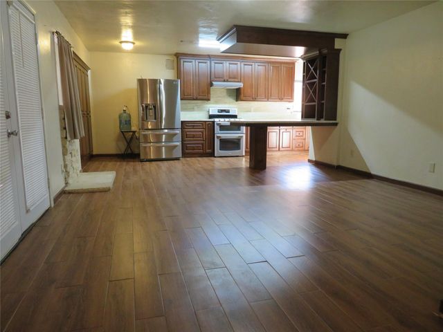 1006 Avenue L, South Houston, TX 77587