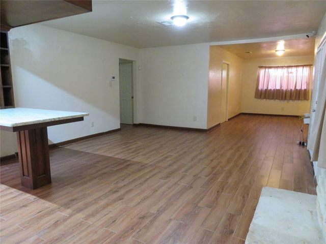 1006 Avenue L, South Houston, TX 77587