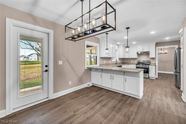 3006 Abbe Road, Sheffield Village, OH 44054