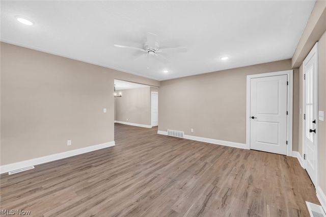 3006 Abbe Road, Sheffield Village, OH 44054