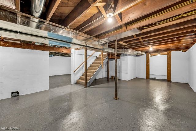 3006 Abbe Road, Sheffield Village, OH 44054