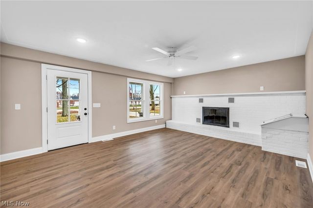 3006 Abbe Road, Sheffield Village, OH 44054