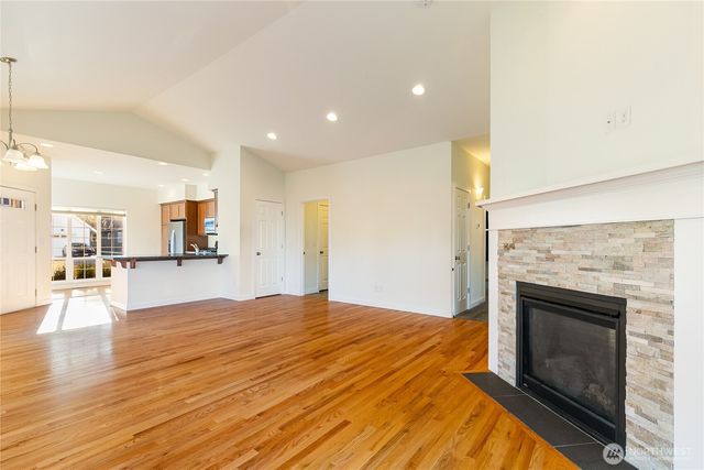 1967 Feather Drive, Lynden, WA 98264