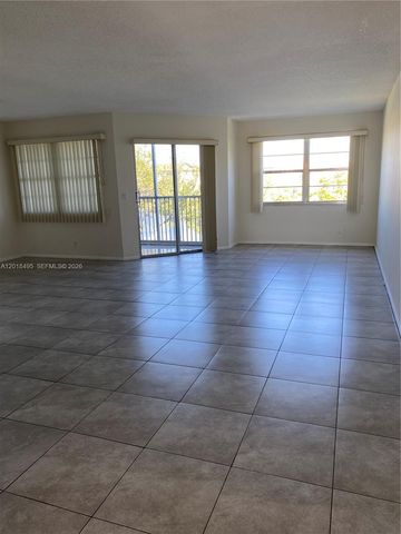 13055 SW 15th Ct 311S, Pembroke Pines, FL 33027