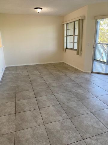 13055 SW 15th Ct 311S, Pembroke Pines, FL 33027