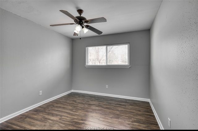 1115 Merry Oaks Drive, College Station, TX 77840