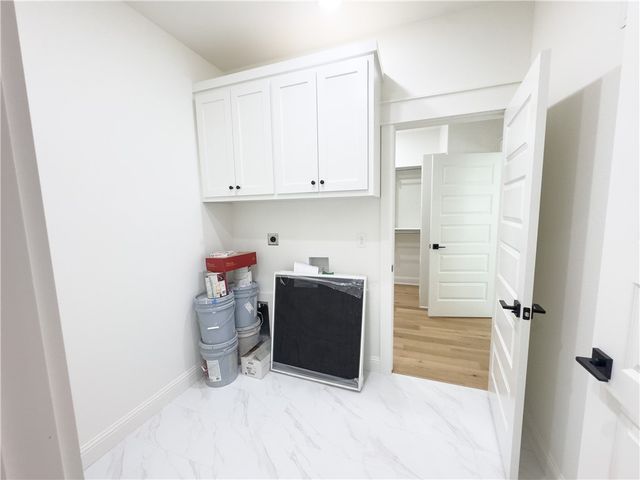 1 Larkhall Circle, Bella Vista, AR 72715