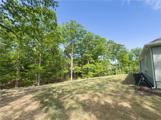 1 Larkhall Circle, Bella Vista, AR 72715