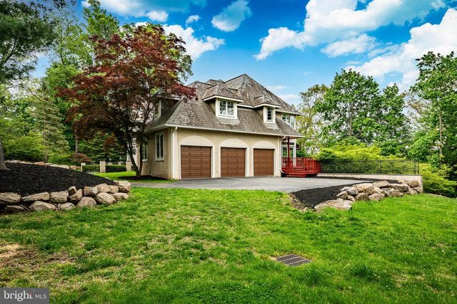 606 LONGCHAMPS DR, Devon, PA 19333