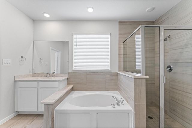 7 Hyacinth Blossom Court, Tomball, TX 77375