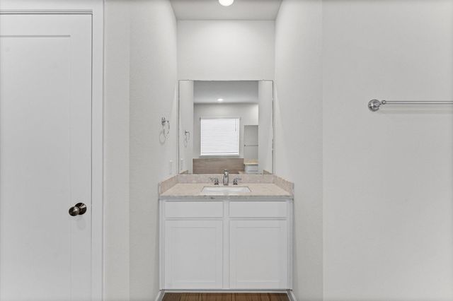 7 Hyacinth Blossom Court, Tomball, TX 77375