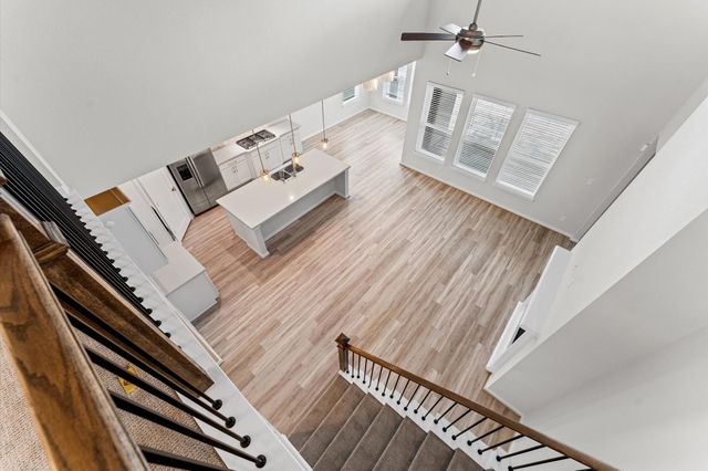 7 Hyacinth Blossom Court, Tomball, TX 77375